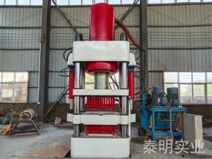 焦煤焦（jiāo）末壓塊（kuài）機